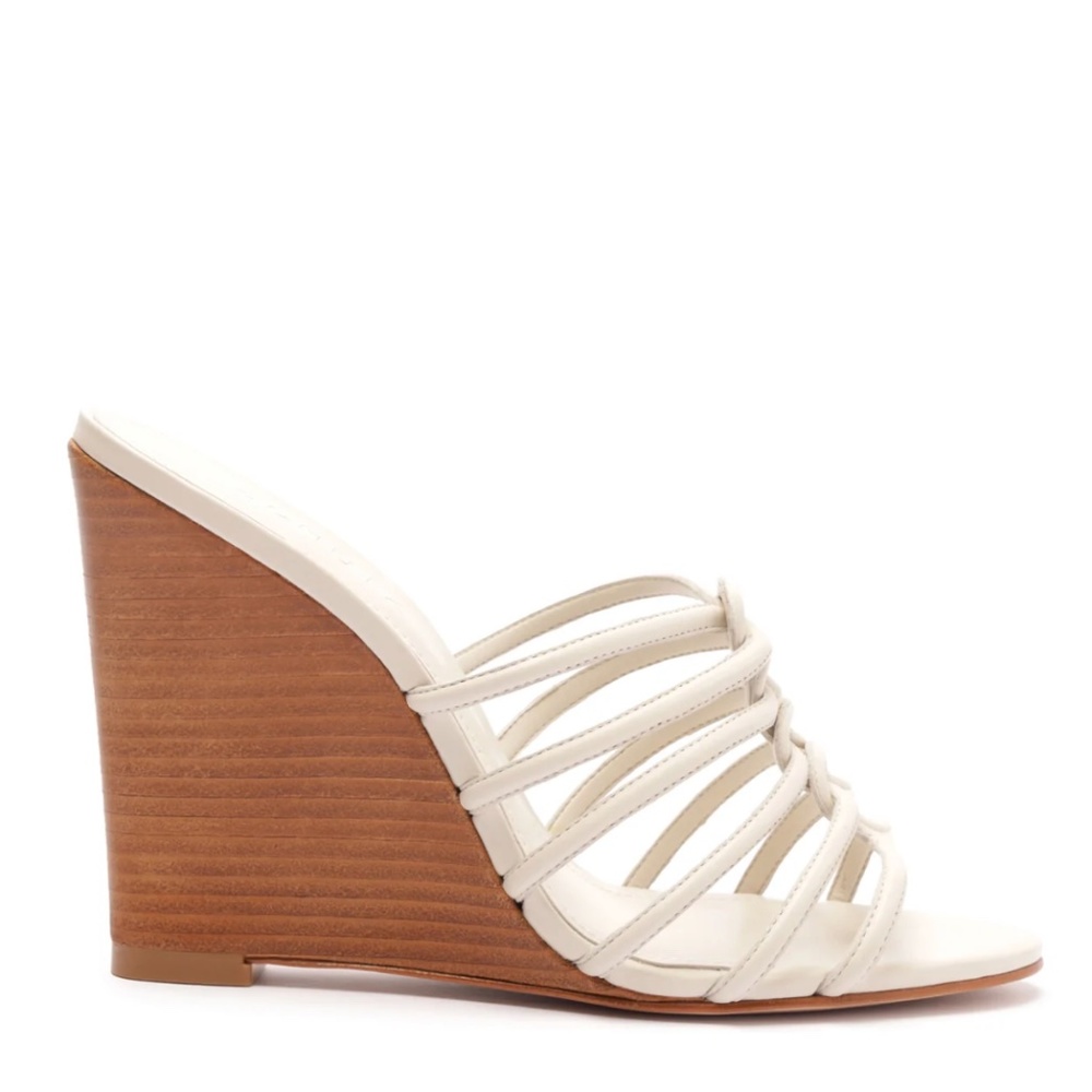 NWT SCHUTZ SANDAL SIZE 8
